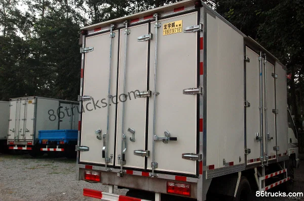 BAIC Qiling 95 hp 4X2(6 wheels) 4.185m Single Row Van Light Truck Body (1) | 86Trucks