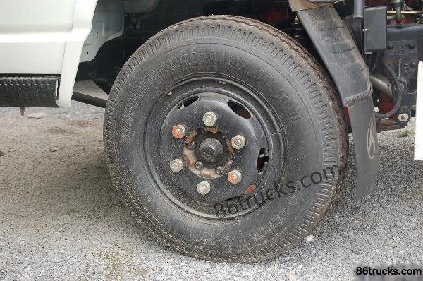 BAIC Qiling 95 hp 4X2(6 wheels) 4.185m Single Row Van Light Truck Chassis (2) | 86Trucks