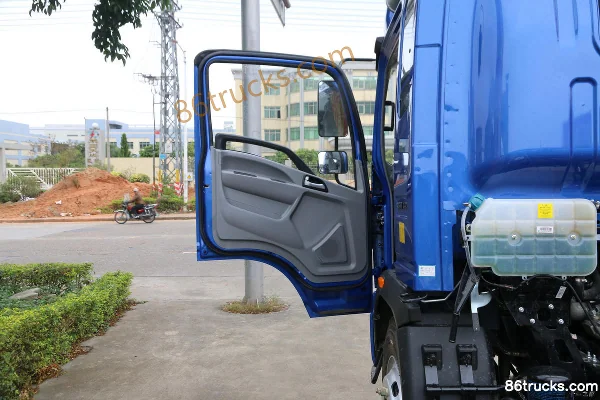 Sinotruk HOWO Tongsai 154 ch 4X2(6 roues) 5,2 m châssis de camion porteur fourgon à cabine demi-avancée (2) | 86Trucks