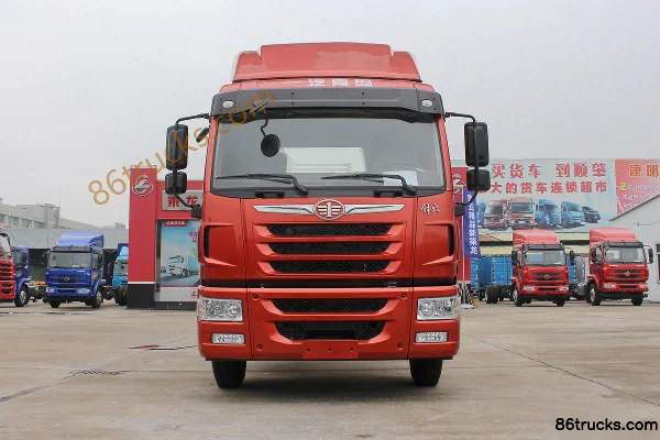 FAW Jiefang Qingdao LuV 180 hp 4x2(6 wheels) 7.6m Van Truck Exterior (2) | 86Trucks