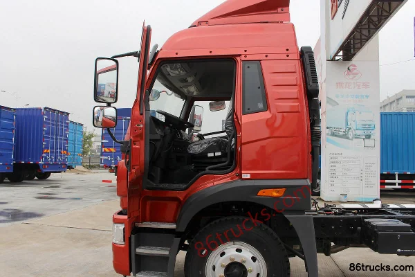 FAW Jiefang Qingdao LuV 180 hp 4x2(6 wheels) 7.6m Van Truck Cab (1) | 86Trucks