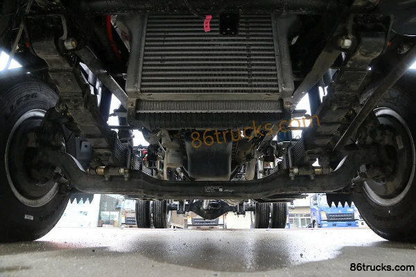 Sinotruk HOWO Hanjun 143 ch 4X2(6 roues) châssis de camion léger fourgon 4,15 m cabine simple (2) | 86Trucks