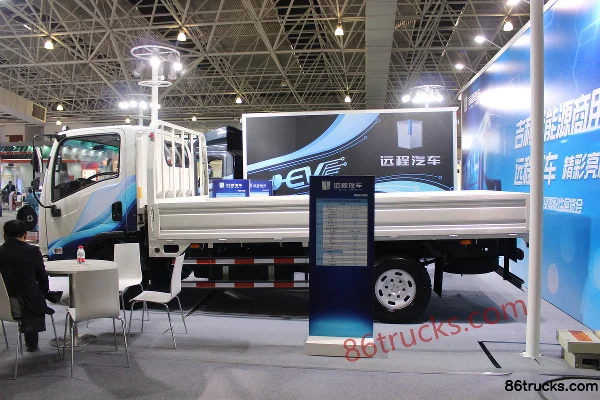 FARIZON Methanol New Energy 4.18m flatbed cargo truck 4X2(6 wheels) Exterior (3) | 86Trucks