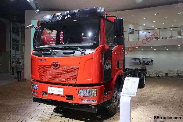FAW Jiefang J6L camion porteur 180 ch 4X2(6 roues) châssis 6,8 m Extérieur (3) | 86Trucks