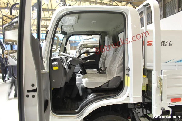Foton Ollin CTS 143 ch 4X2(6 roues) 4,18 m camion léger cabine simple plateau (3) | 86Trucks