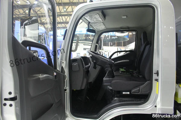 Foton Ollin CTS 129hp 4X2(6 wheels) 4.14m Single-Row Van Light Truck Cab (1) | 86Trucks