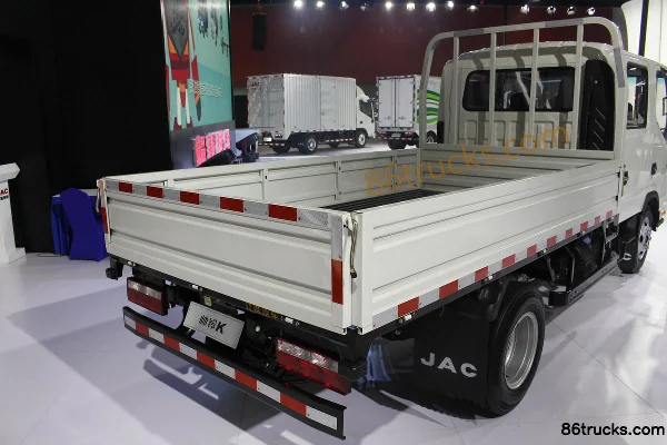 JAC Shuailing K340 152 ch 4X2(6 roues) camion léger à ridelles 3,145 m cabine double Extérieur (3) | 86Trucks