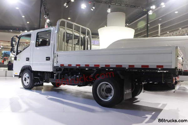 JAC Shuailing K340 152 ch 4X2(6 roues) camion léger à ridelles 3,145 m cabine double Extérieur (2) | 86Trucks