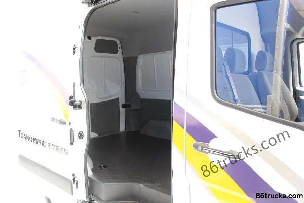 Foton Business Vehicle Tuyano E Commercial Version 2016 129 hp 2.8T short wheelbase high roof closed van Body (1) | 86Trucks