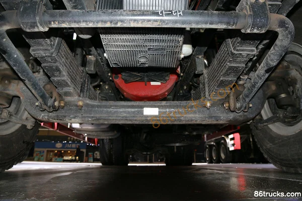 Foton AumanGTL 520hp 6X4(10 wheels) 6.8m dump truck Chassis (1) | 86Trucks