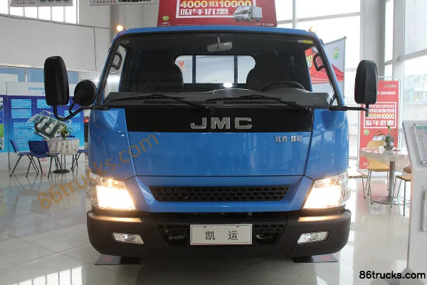 JMC Shunda Standard Edition 102 hp 4X2(6 wheels) 3.1m Single Row Flatbed Light Truck Exterior (2) | 86Trucks