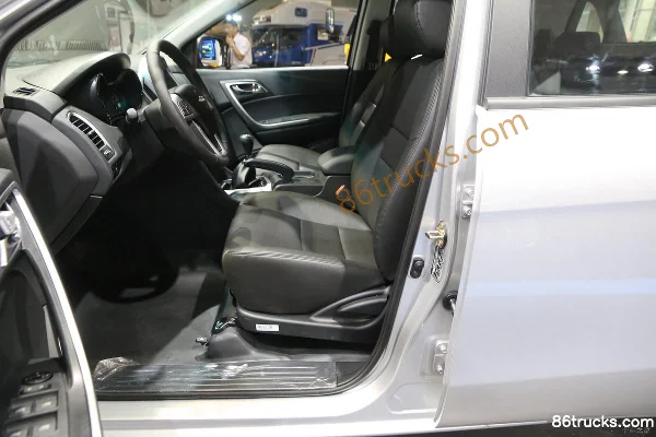 JMC Yuhu 2016 Luxury Edition 2.4L Gasoline 2WD Double Cab Pickup Chassis (1) | 86Trucks
