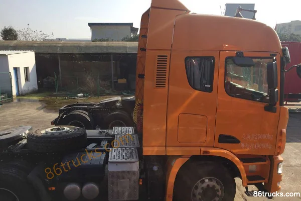 Union Truck U380 Heavy Truck 380hp 6X4(10 wheels) dangerous goods tractor truck Exterior (3) | 86Trucks