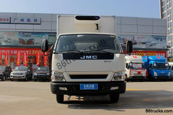JMC New Kaiyun 109 hp 4X2(6 wheels) 4m Single Row Refrigerated Truck Exterior (2) | 86Trucks