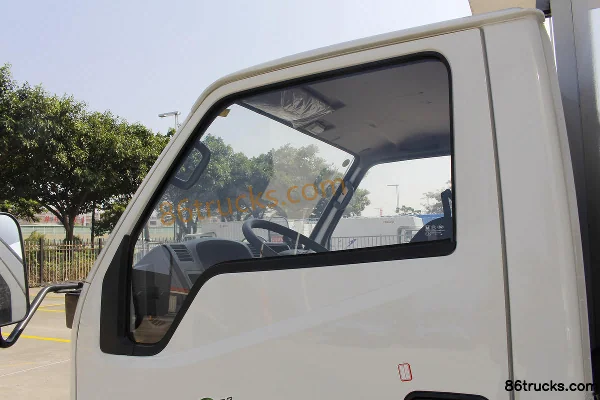 JMC Kaiyun 110 ch 4X2(6 roues) camion frigorifique 4,2 m à cabine simple Extérieur (3) | 86Trucks
