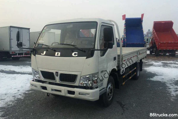 Jinbei Lingchi 87hp 4X2(6 wheels) 4.3m single-row flatbed light truck Exterior (2) | 86Trucks