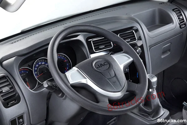 JAC Kangling X5 Comfort Quanchai 68 hp 4X2(6 wheels) Diesel 3.1 meter flatbed mini truck Cab (3) | 86Trucks