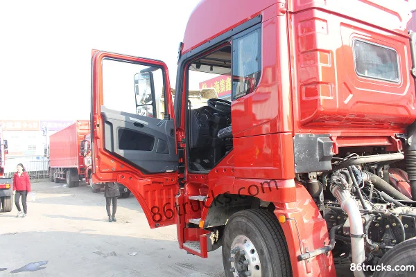 SHACMAN Delong X3000 Light-Speed 375hp 8X2(10 wheels) 9.5m Livestock Truck Cab (1) | 86Trucks