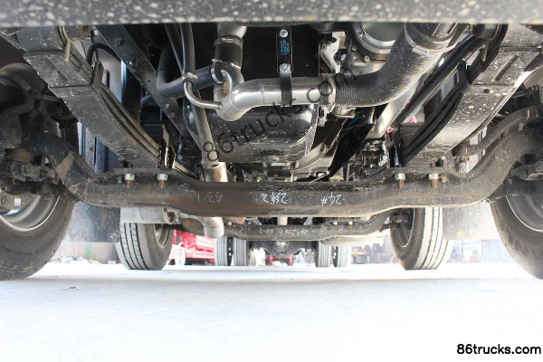 JAC Gallop K5w camion lourd 280 ch 6X2(8 roues) camion porteur fourgon 9,6 m Châssis (1) | 86Trucks
