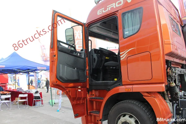 Union Truck U380 380 ch 4X2(6 roues) 5600 empattement châssis camion porteur Cabine (2) | 86Trucks