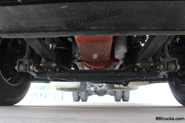Union Truck U380 380 ch 4X2(6 roues) 5600 empattement châssis camion porteur (1) | 86Trucks