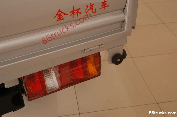 Jinbei Lingqi 87hp 4X2(6 wheels) 2.65m Double Row Flatbed Light Truck Body (2) | 86Trucks