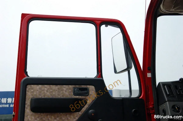 Beiben NG80B Heavy Truck 375hp 8X4(12 wheels) 8.2m Dump Truck Cab (2) | 86Trucks