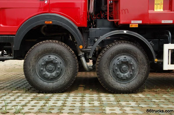 Beiben NG80B Heavy Truck 375hp 8X4(12 wheels) 8.2m Dump Truck Chassis (3) | 86Trucks