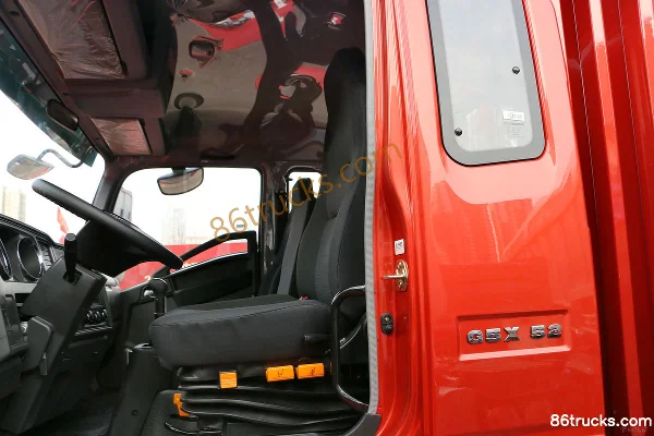 Sinotruk HOWO G5X Medium Truck 2018 210 hp 4X2(6 wheels) 6.75m Crew Cab Van Cargo Truck (1) | 86Trucks