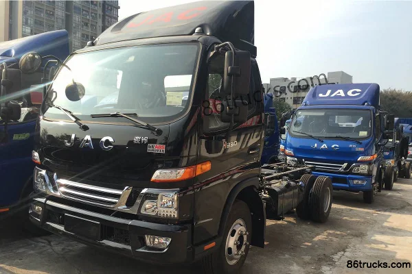 JAC Junling V6 152 ch 4X2(6 roues) châssis de camion léger fourgon à cabine simple 4,12 m Extérieur (2) | 86Trucks