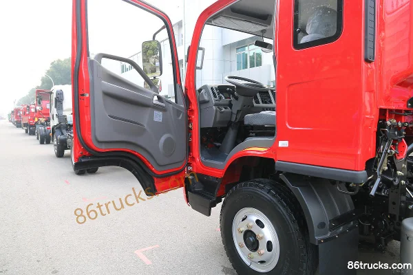 FAW Jiefang J6F 150 ch 4X2(6 roues) châssis de camion léger à ridelles, cabine avec couchette 4,85 m (1) | 86Trucks