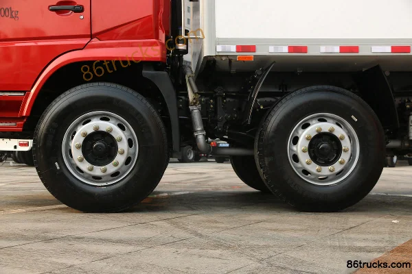 SHACMAN Commercial Vehicle Xuande X6 210 ch 6X2(8 roues) camion frigorifique 8,6 m Châssis (2) | 86Trucks