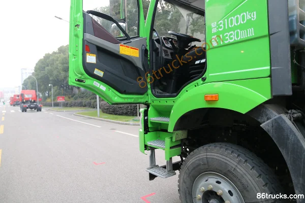 FAW Jiefang New J6P Heavy Truck 390hp 8X4(12 wheels) 5.8m Dump Truck Cab (1) | 86Trucks