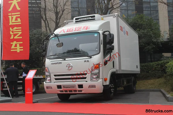 Dayun Aopuli 130hp 4X2(6 wheels) 4m Refrigerated Truck Exterior (3) | 86Trucks