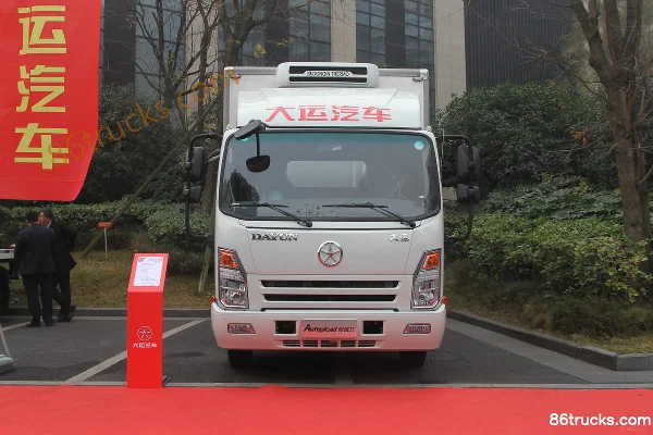 Dayun Aopuli 130hp 4X2(6 wheels) 4m Refrigerated Truck Exterior (2) | 86Trucks