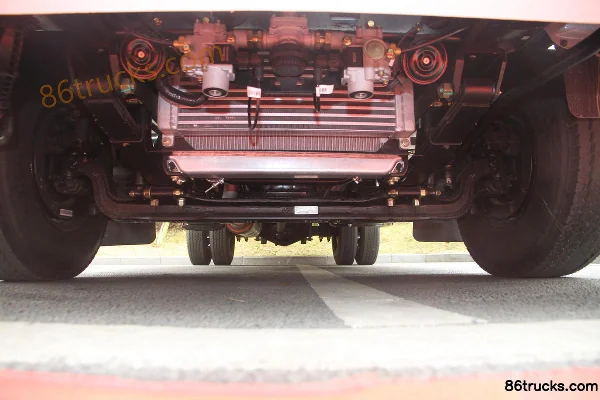 Dayun Aopuli 130hp 4X2(6 wheels) 4m Refrigerated Truck Chassis (1) | 86Trucks