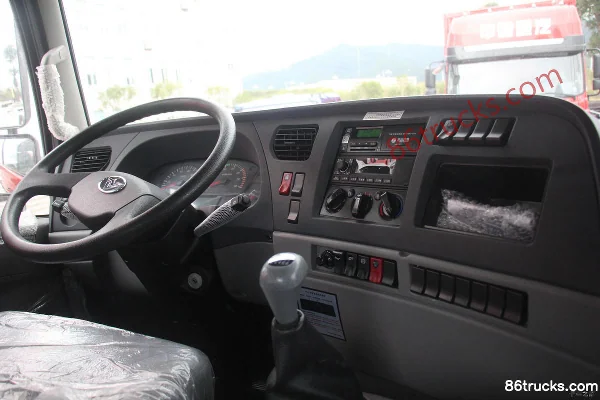 Sinotruk version lourde Haoman H5 camion lourd 340 ch 8X4(12 roues) 9,6 m camion porteur à ridelles Cabine (2) | 86Trucks