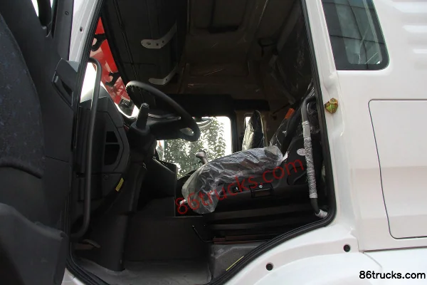 Sinotruk Sitrak C7H heavy truck 400 hp 4X2(6 wheels) tractor truck Cab (3) | 86Trucks