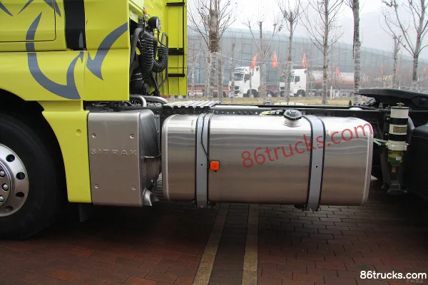 Sinotruk Sitrak C7H heavy truck 440 hp 4X2(6 wheels) tractor truck (high roof) Chassis (3) | 86Trucks