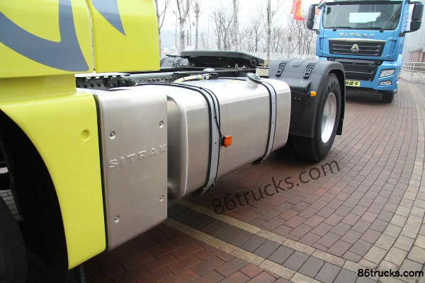 Sinotruk Sitrak C7H heavy truck 440 hp 4X2(6 wheels) tractor truck (high roof) Chassis (2) | 86Trucks