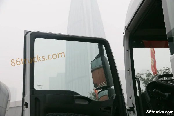 Sinotruk Sitrak C5H Medium Truck 210hp 4X2(6 wheels) 7.92m Postal Truck Cab (3) | 86Trucks