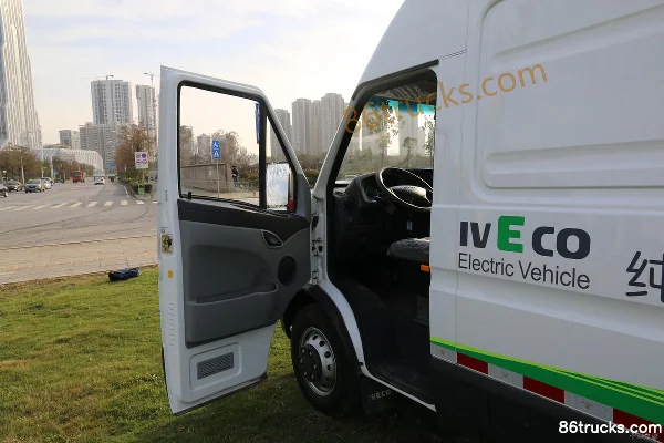 NAVECO Baodi EV42 Classic Edition 4.5T 5.99m Pure Electric Panel Van 81.6kWh Cab (1) | 86Trucks