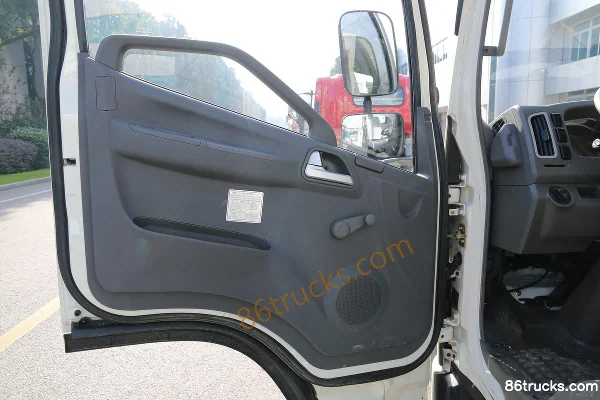 FAW Jiefang J6F 4.5T 3.66m Single Row Pure Electric Van Light Truck Chassis 4X2(6 wheels) Interior (2) | 86Trucks