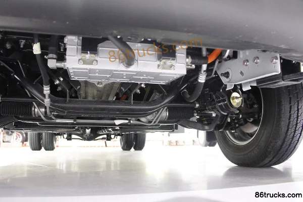 JAC Star 6 Series 2016 model 82hp 6.2m pure electric logistics vehicle 69kWh Chassis (1) | 86Trucks