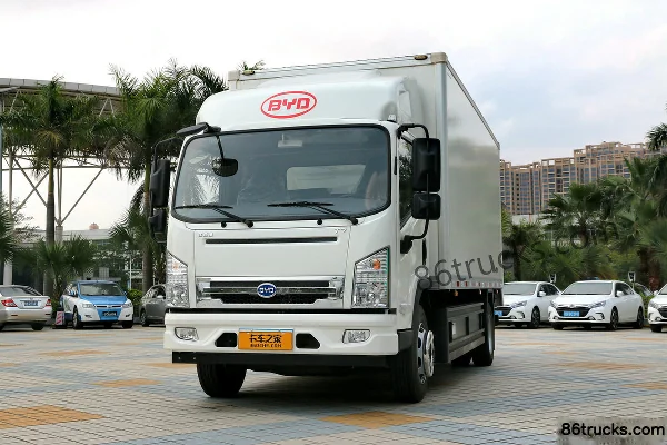 BYD T7 10.7T 5.6m pure electric van light truck 4X2(6 wheels) Exterior (3) | 86Trucks