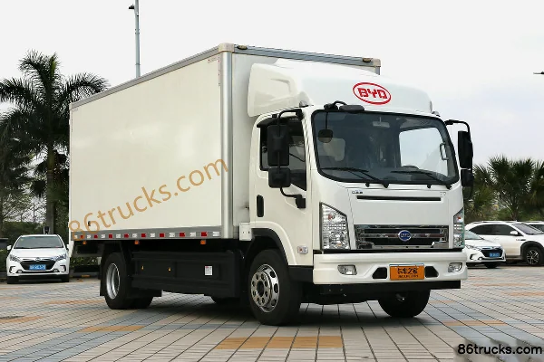 BYD T7 10.7T 5.6m pure electric van light truck 4X2(6 wheels) Exterior