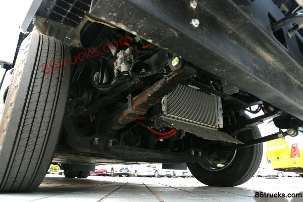 BYD T7 10.7T 5.6m pure electric van light truck 4X2(6 wheels) Chassis (1) | 86Trucks