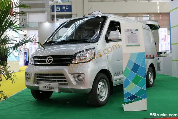 Wuzhoulong 4.07m pure electric enclosed box van Exterior (2) | 86Trucks