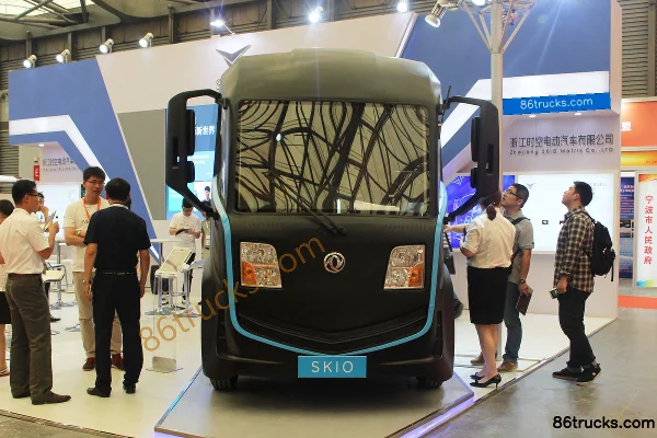 Shikong Dolphin 41hp 4X2(6 wheels) 6m Pure Electric Panel Van Exterior (2) | 86Trucks