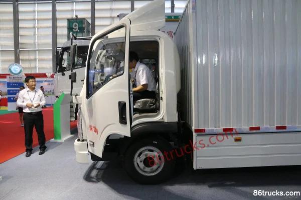 Dongfeng Teshang 7.1T 4,2 m cabine simple fourgon électrique pur (EQ5070XXYTBEV3) 4X2(6 roues) Intérieur (1) | 86Trucks